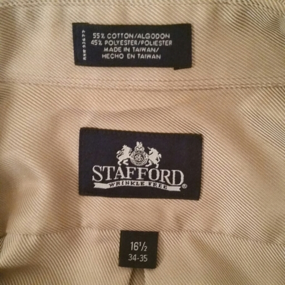 Stafford dress shirt, 34 -35  Men's - Picture 4 of 5